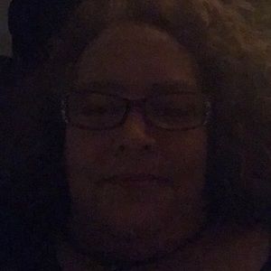 Meet your Posher, Joni